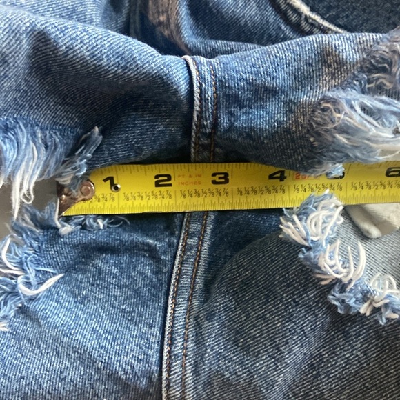AGOLDE Parker Distressed Vintage Cut Off Jeans Sz 26 100% Organic Cotton - Picture 6 of 7